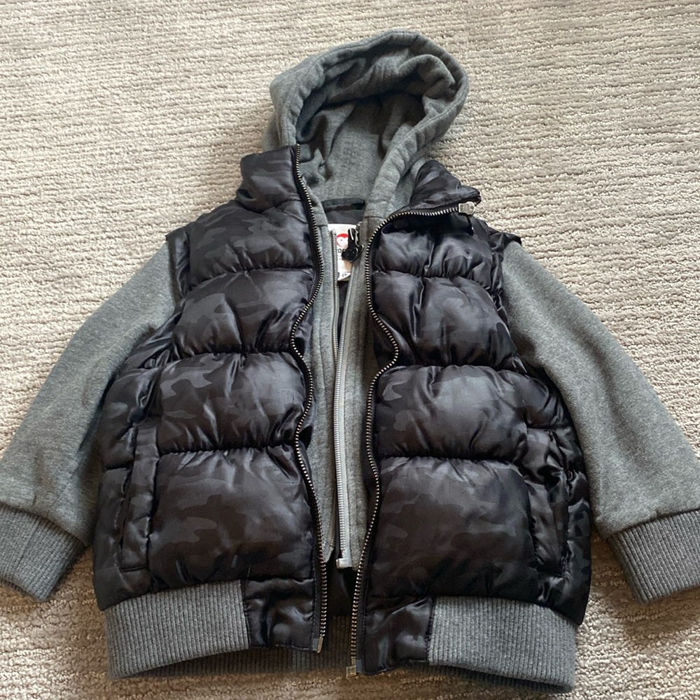 Appaman Black Camo Puffer Vest with Gray Hoodie Sleeves